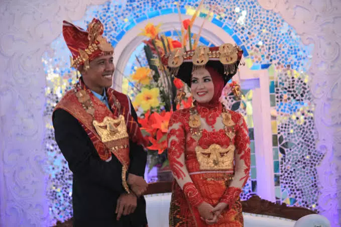 Tahapan Pernikahan Adat Karo di Sumatera Utara bermakna